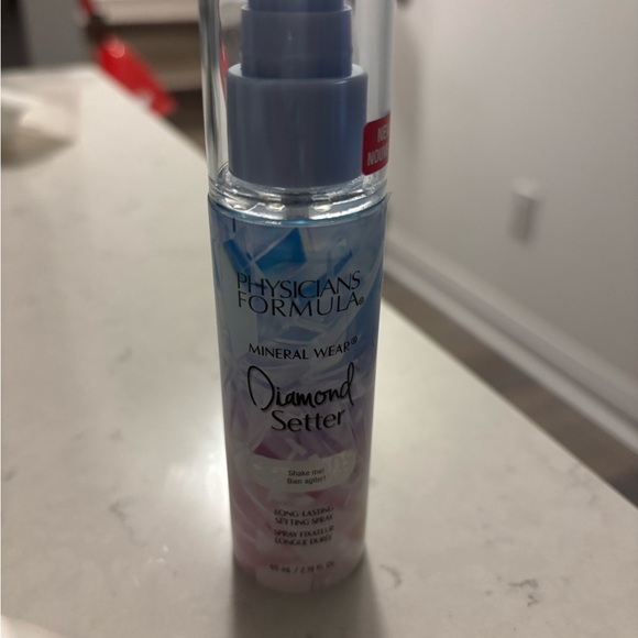 Physicians Formula Blue and Pink Setting Powder and Spray - Picture 8 of 9